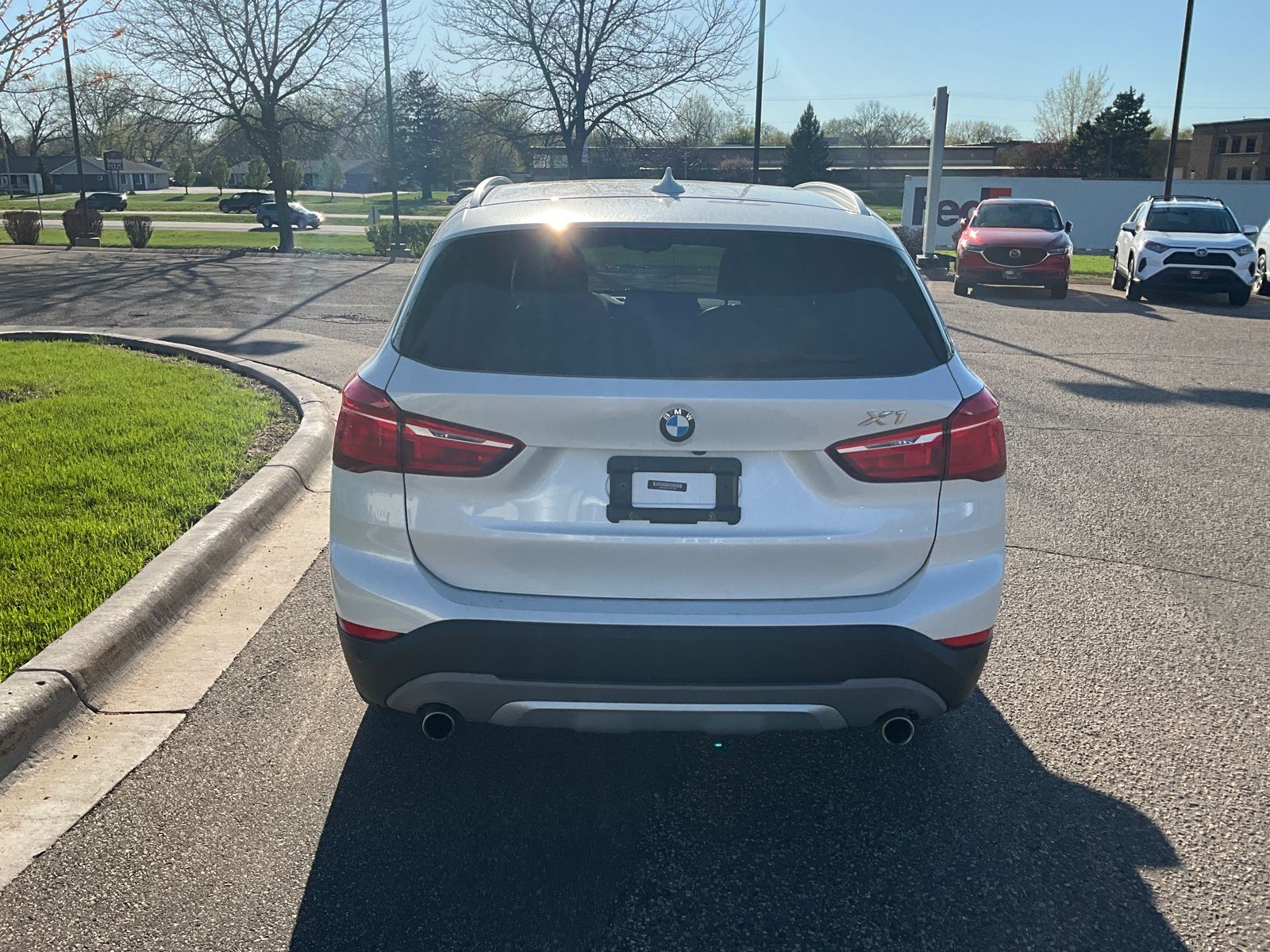 Thumbnail: 2018 BMW X1 - 9