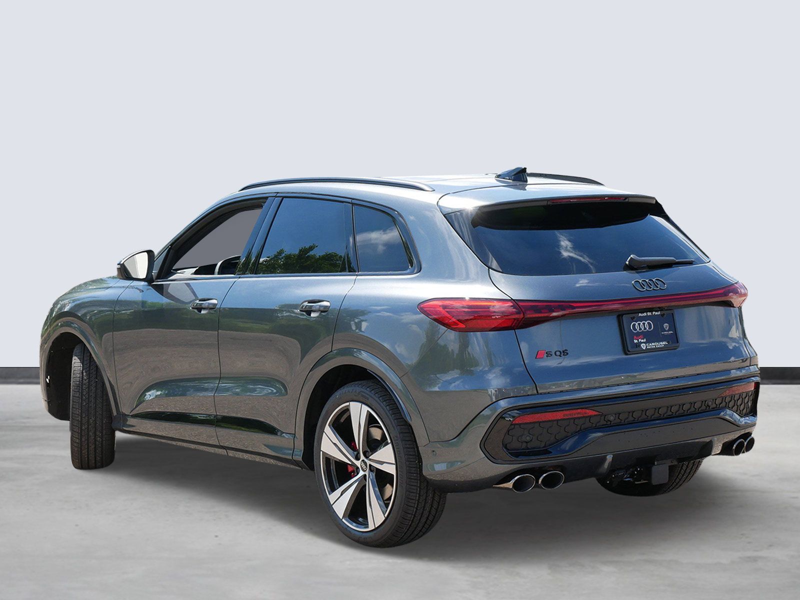 Thumbnail: 2026 Audi SQ5 - 3