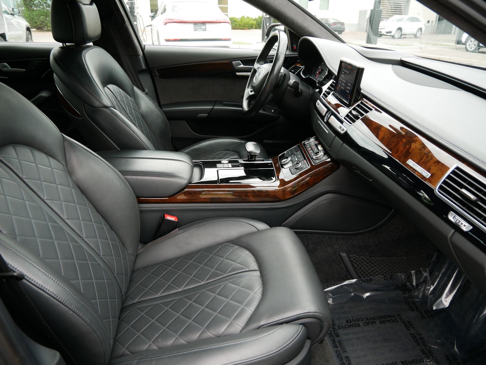 Thumbnail: 2017 Audi A8 - 12