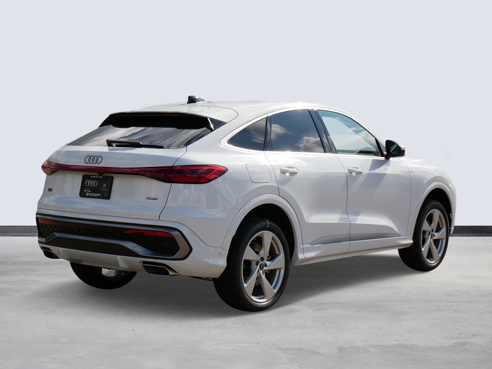 Thumbnail: 2025 Audi Q5 - 4