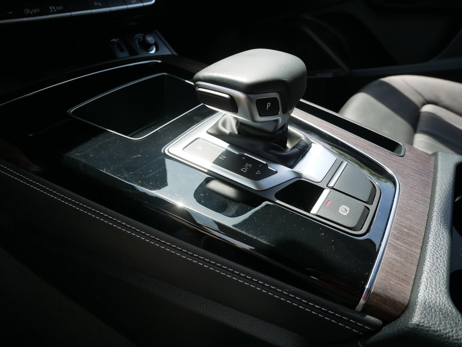 Thumbnail: 2023 Audi Q5 - 25