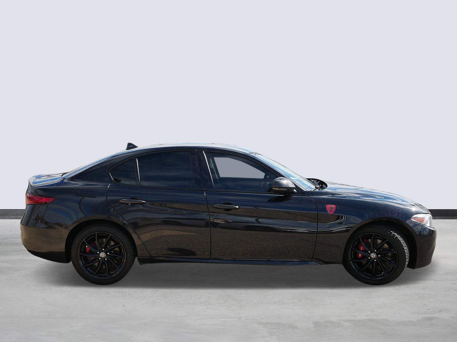 Thumbnail: 2017 Alfa Romeo Giulia - 5