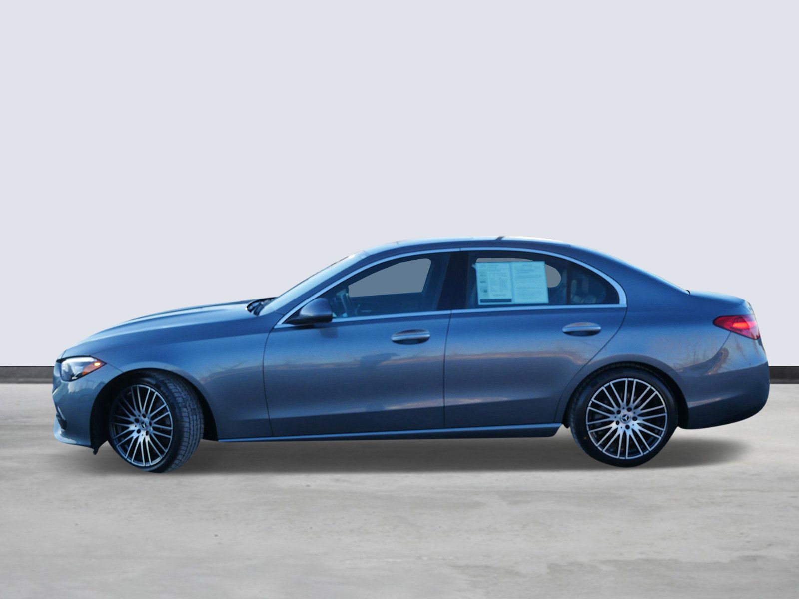 Thumbnail: 2022 Mercedes-Benz C-Class - 2