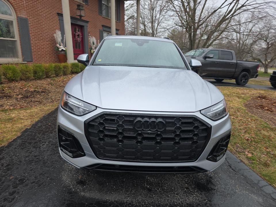 Thumbnail: 2024 Audi Q5 - 6