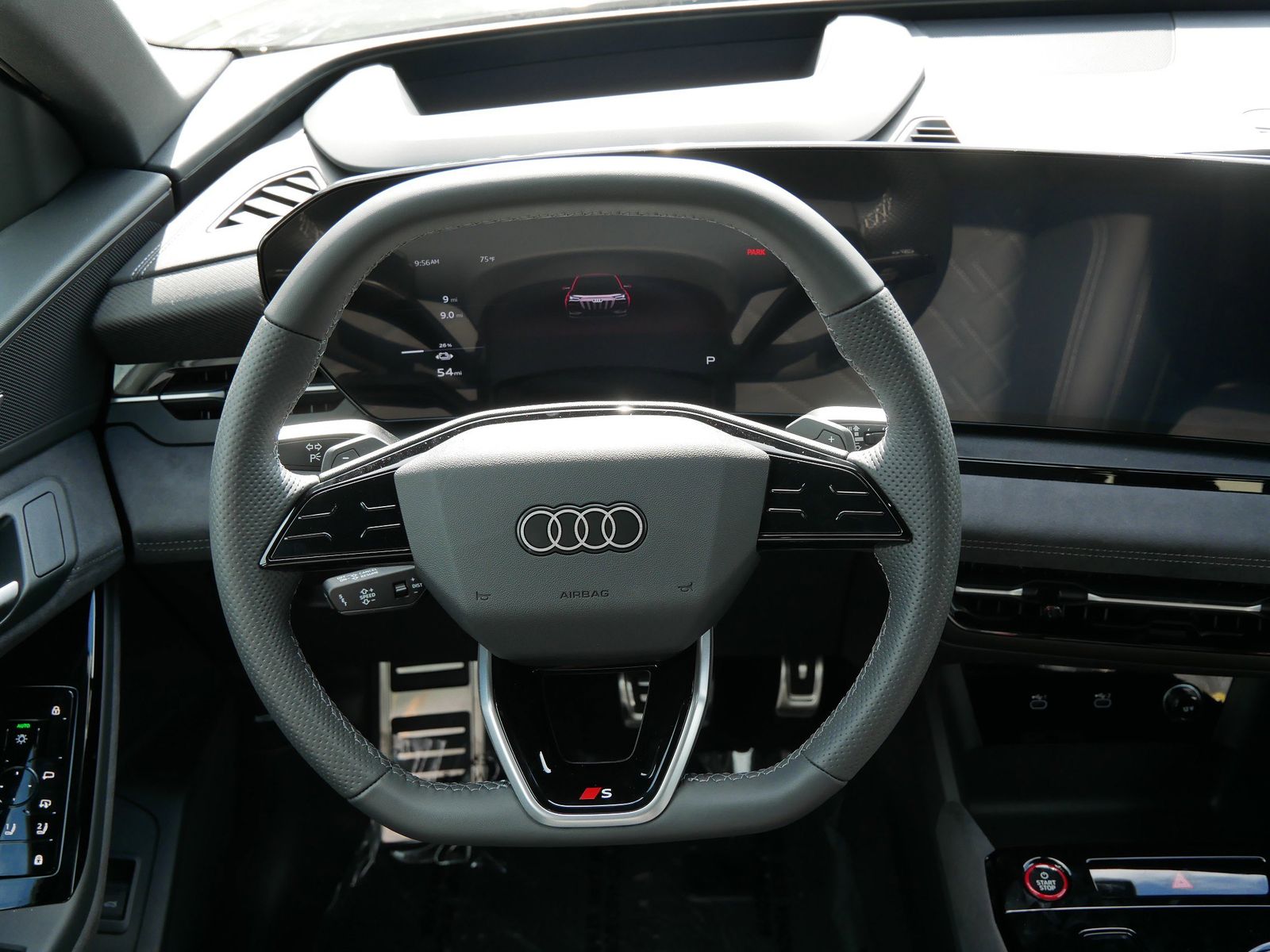 Thumbnail: 2025 Audi SQ6 e-tron - 9