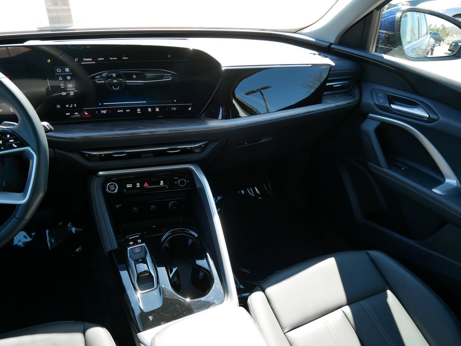 Thumbnail: 2025 Audi Q5 - 13