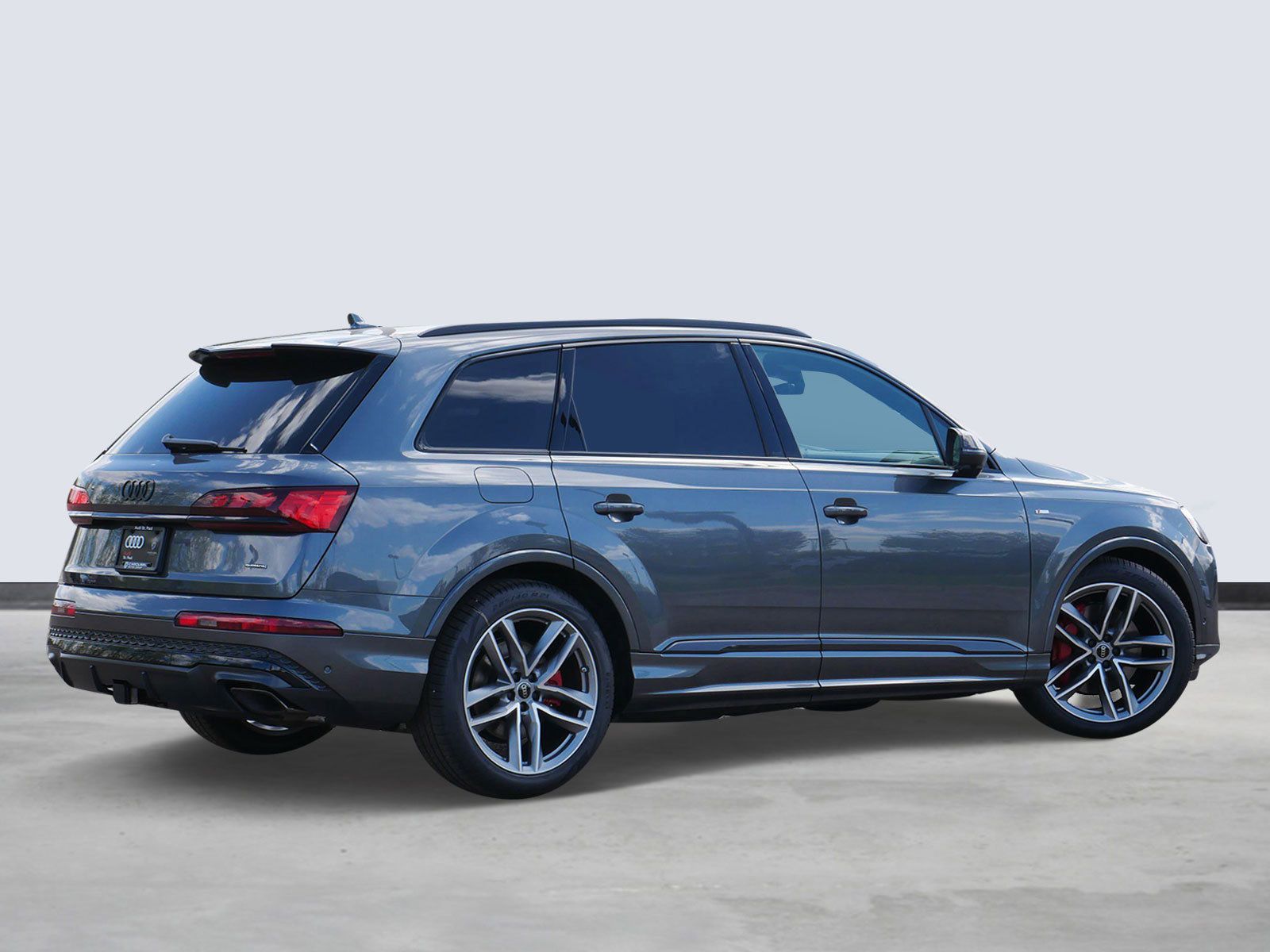 Thumbnail: 2026 Audi Q7 - 5