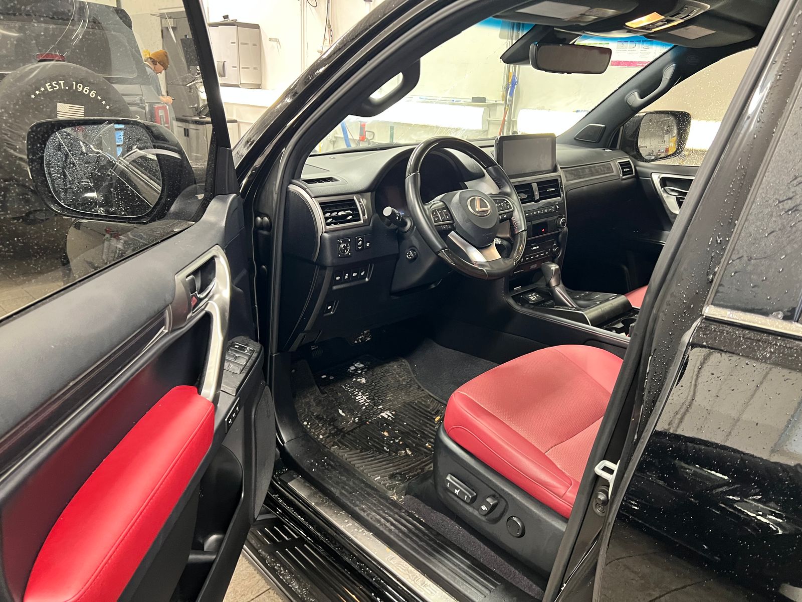 Thumbnail: 2023 Lexus GX - 5