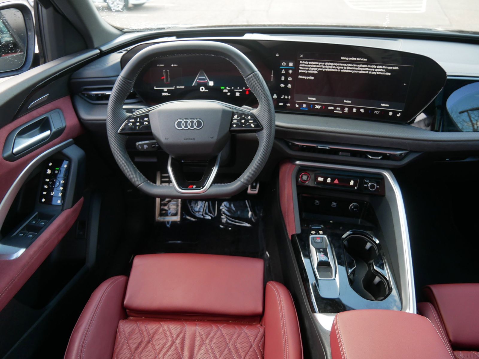 Thumbnail: 2025 Audi SQ5 - 11