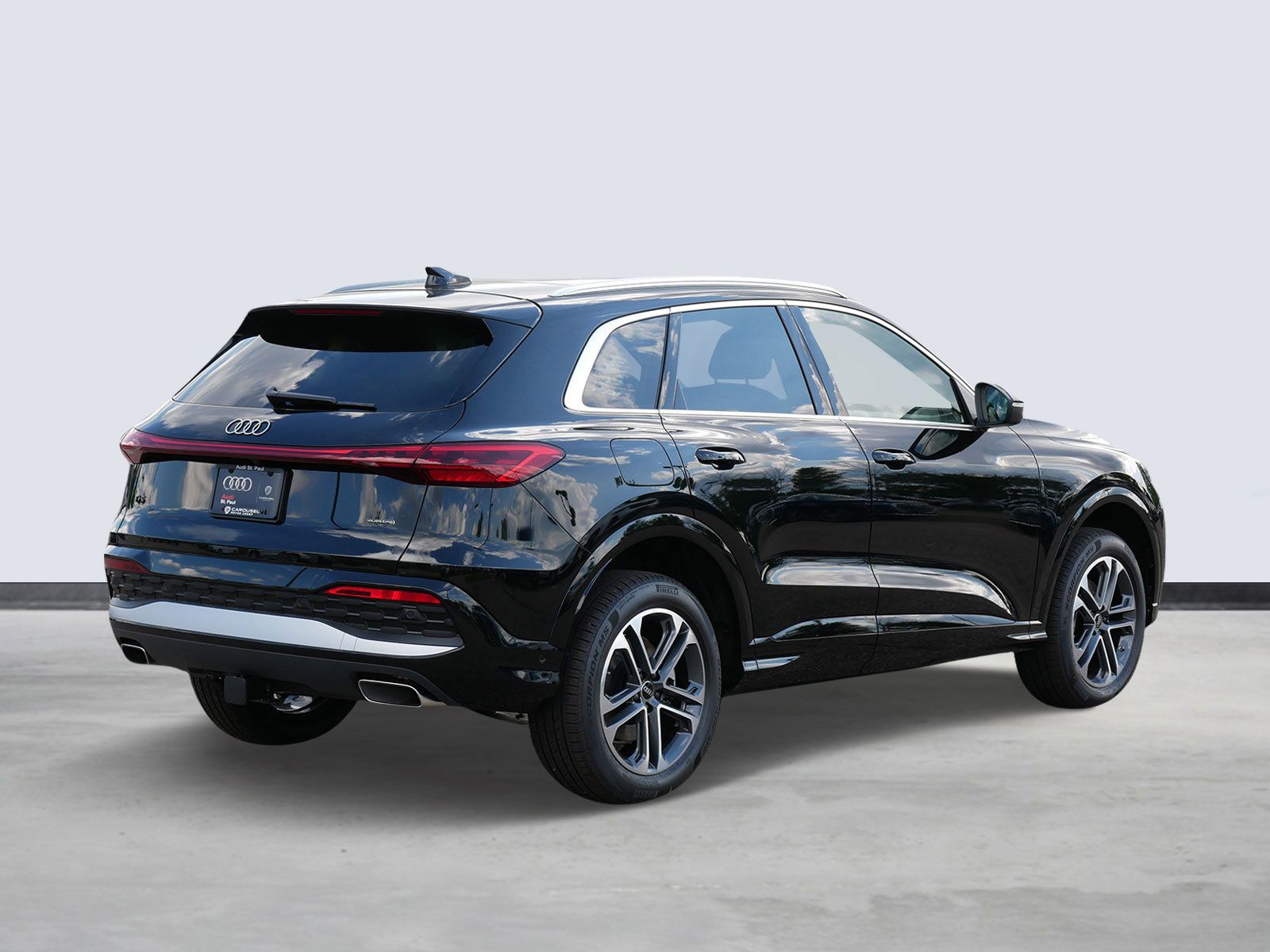 Thumbnail: 2025 Audi Q5 - 4