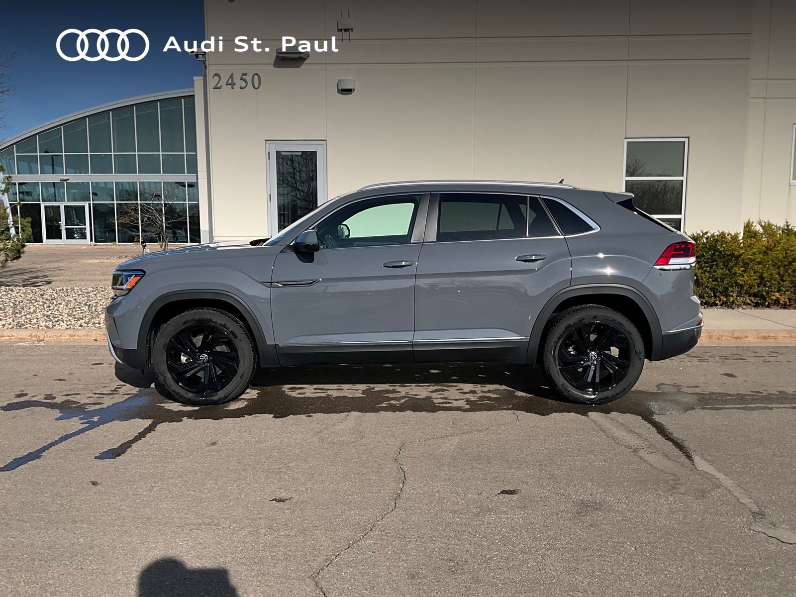 Thumbnail: 2022 Volkswagen Atlas - 1