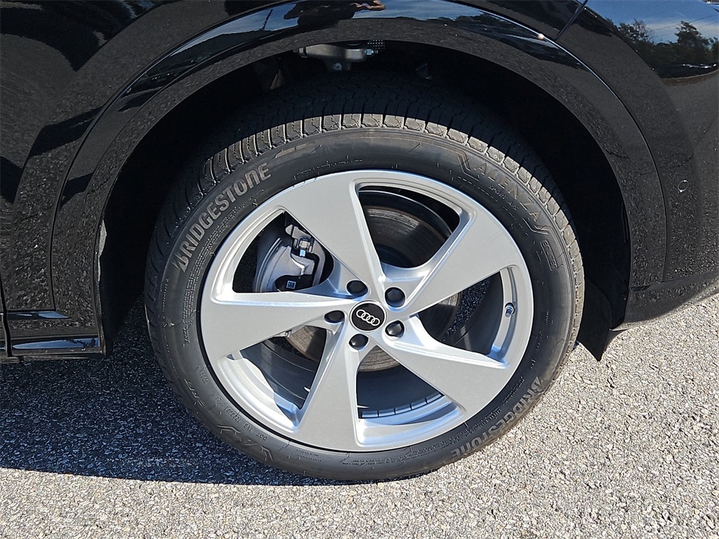 New 2025 Audi All-new Q5 2.0T Premium Plus SUV