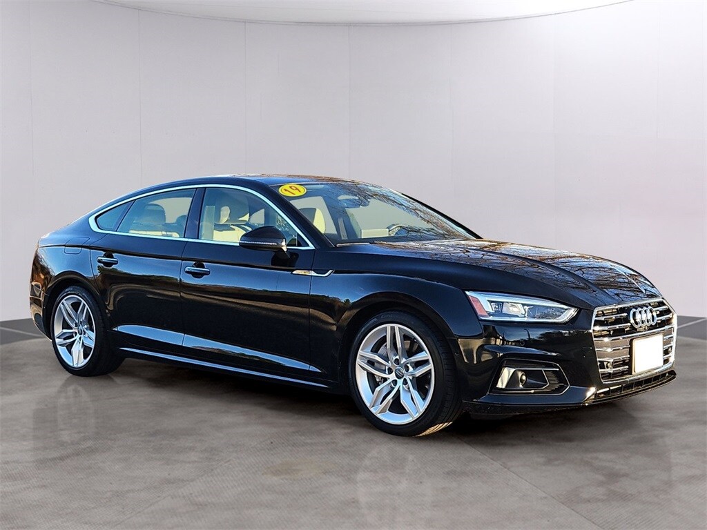 2019 Audi A5 Quattro Prestige photo 3