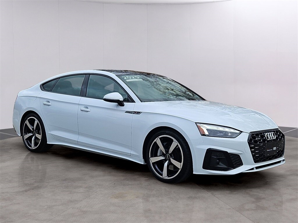 2025 Audi A5 45 S line Premium Plus photo 3