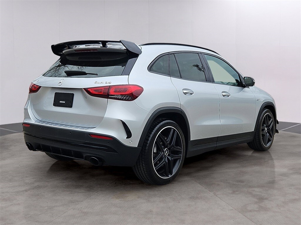 2023 Mercedes Benz GLA AMG 35 4MATIC photo 2