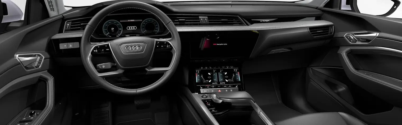 2023 Audi e-tron interior dashboard