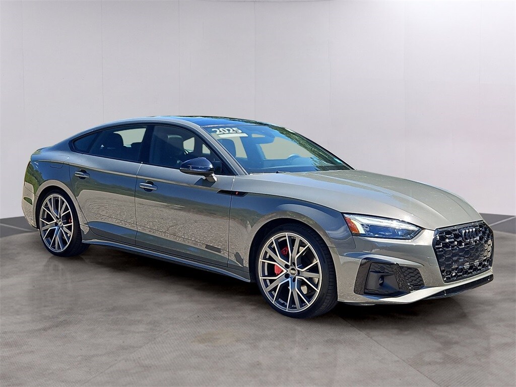 2025 Audi A5 45 S line Premium Plus photo 3