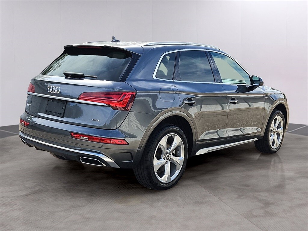 2025 Audi Q5 45 S line Premium Plus photo 4