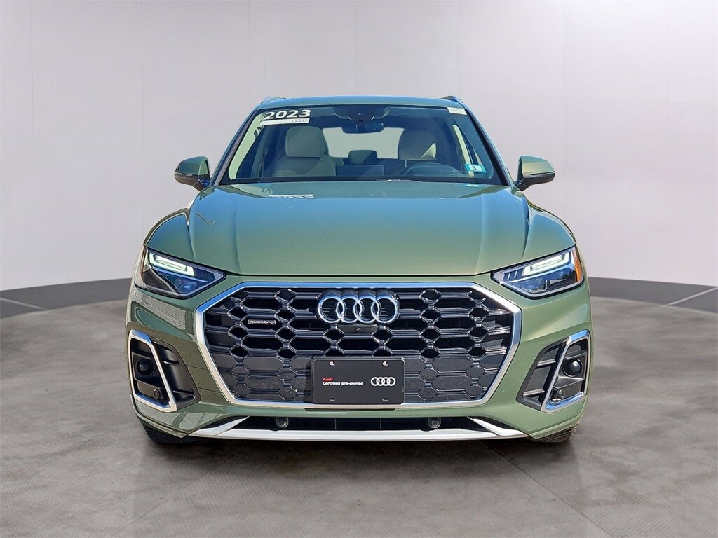2023 Audi Q5 45 S line Premium photo 2