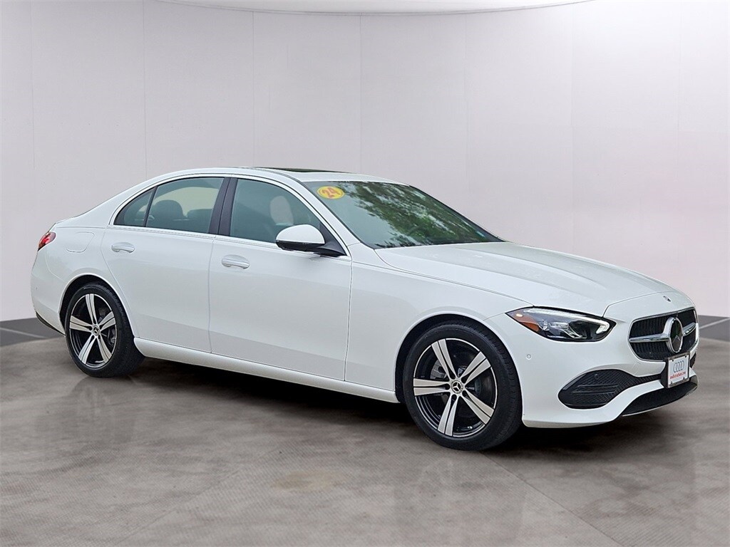 2024 Mercedes Benz C 300 photo 3