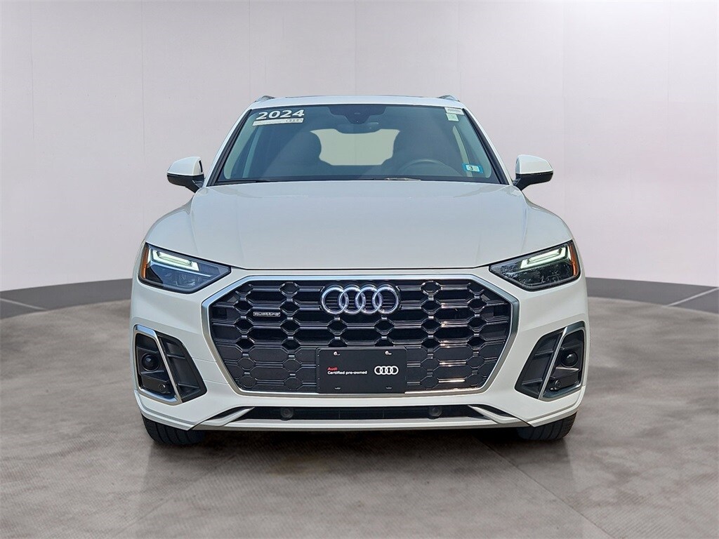 2024 Audi Q5 45 S line Premium photo 2