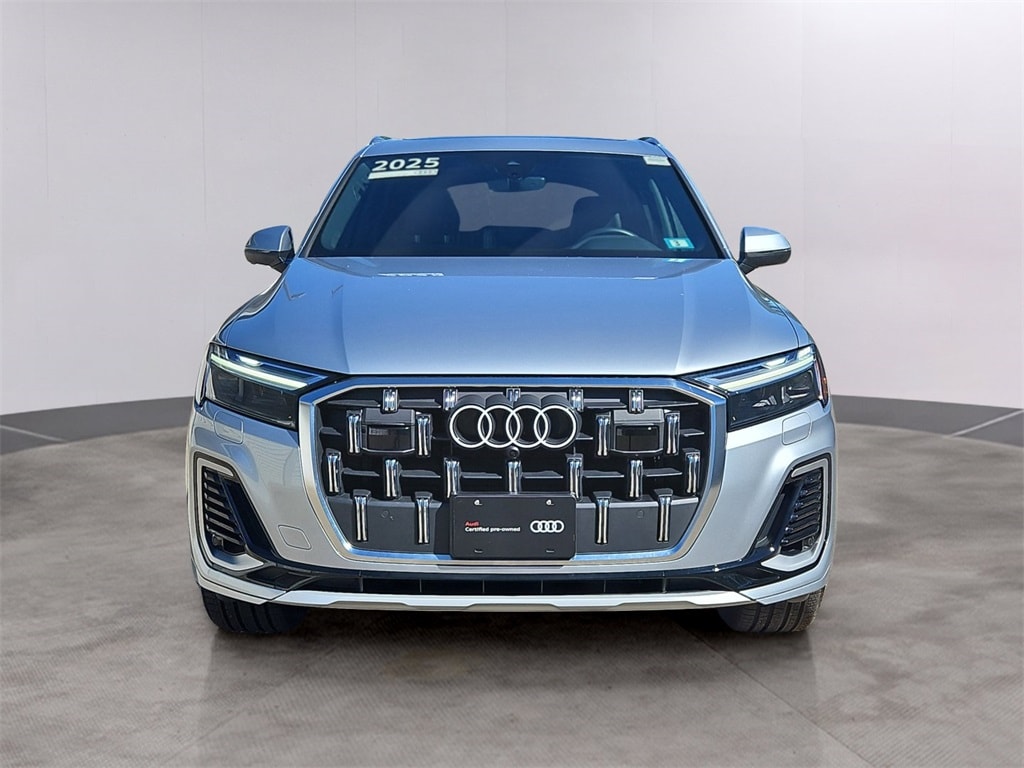 Used 2025 Audi Q7 45 Premium Plus Sport Utility