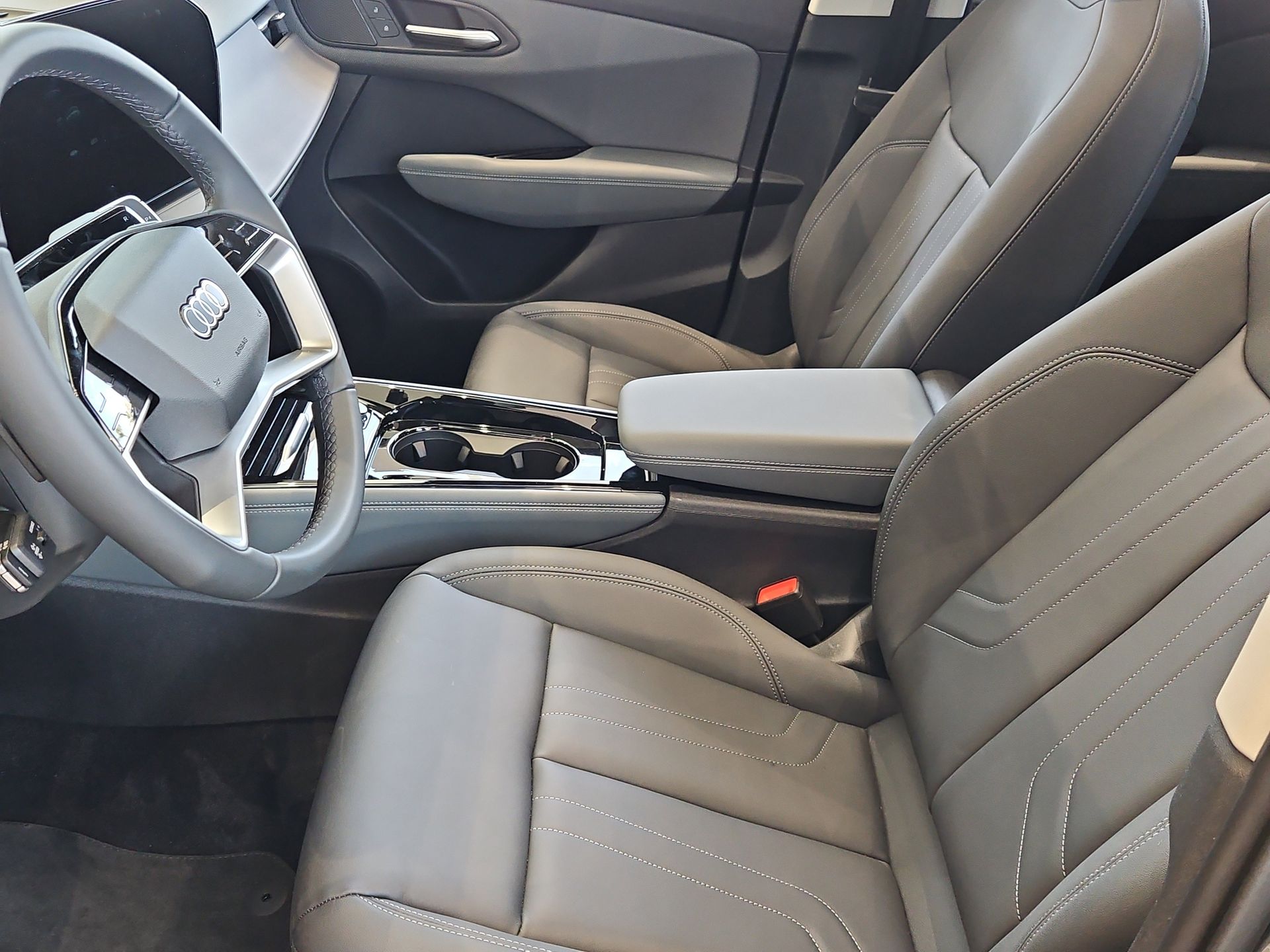 2026 Audi Q3 Base - Photo 13