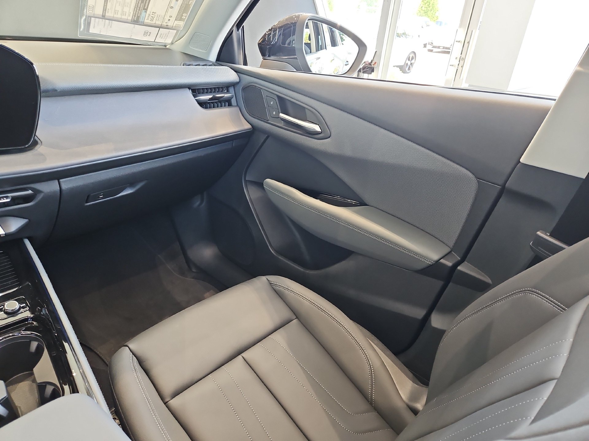 2026 Audi Q3 Base - Photo 32