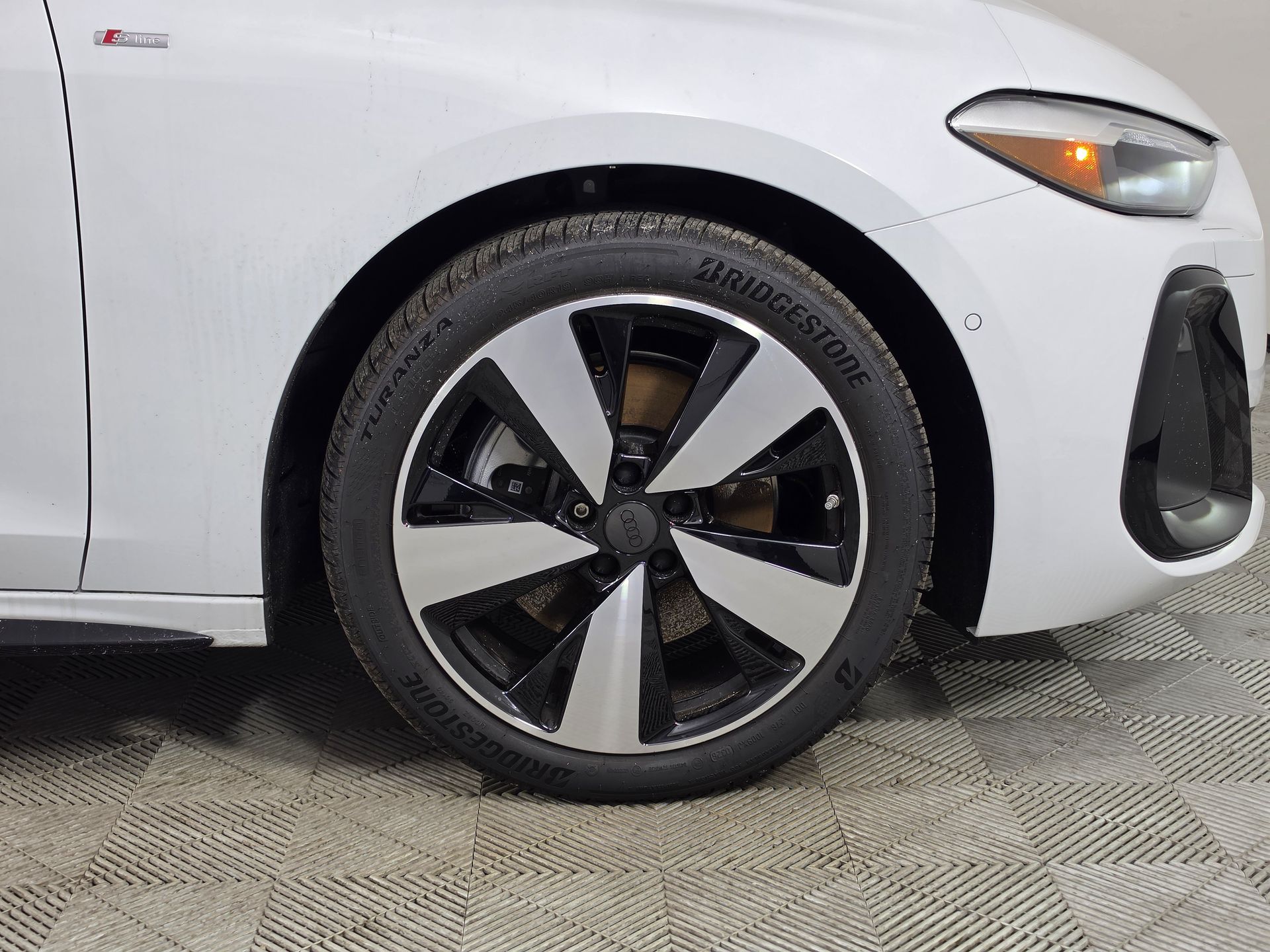 2026 Audi A5 Premium - Photo 8