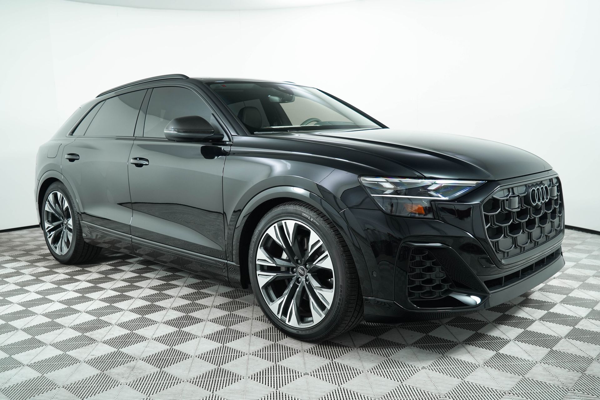 2024 Audi Q8 55 Prestige