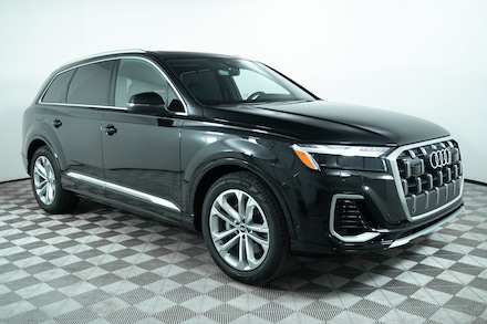 2025 Audi Q7 55 Prestige SUV