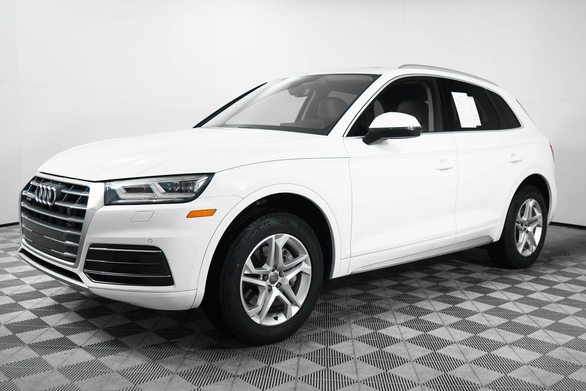 2018 Audi Q5 2.0T Premium Plus photo 3