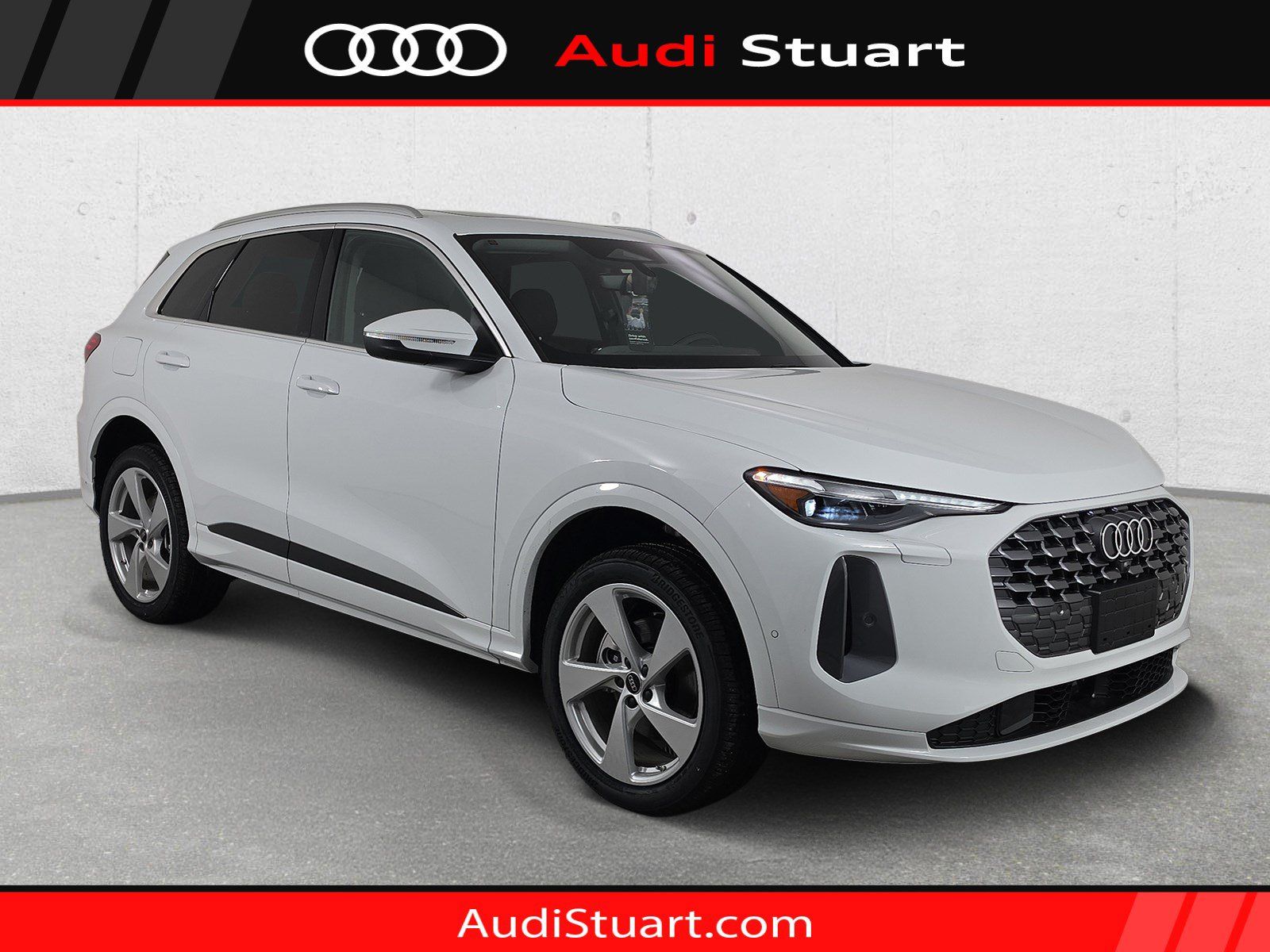 2026 Audi Q5 Premium Plus quattro's photo