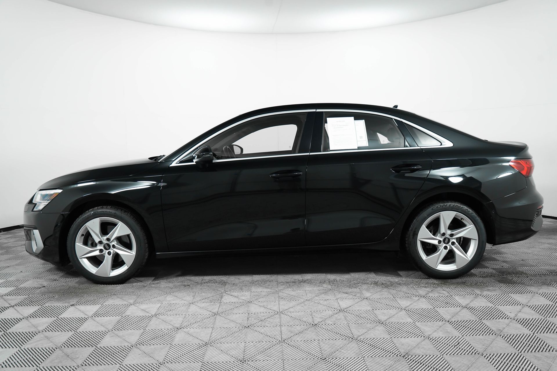 2023 Audi A3 40 Premium photo 4