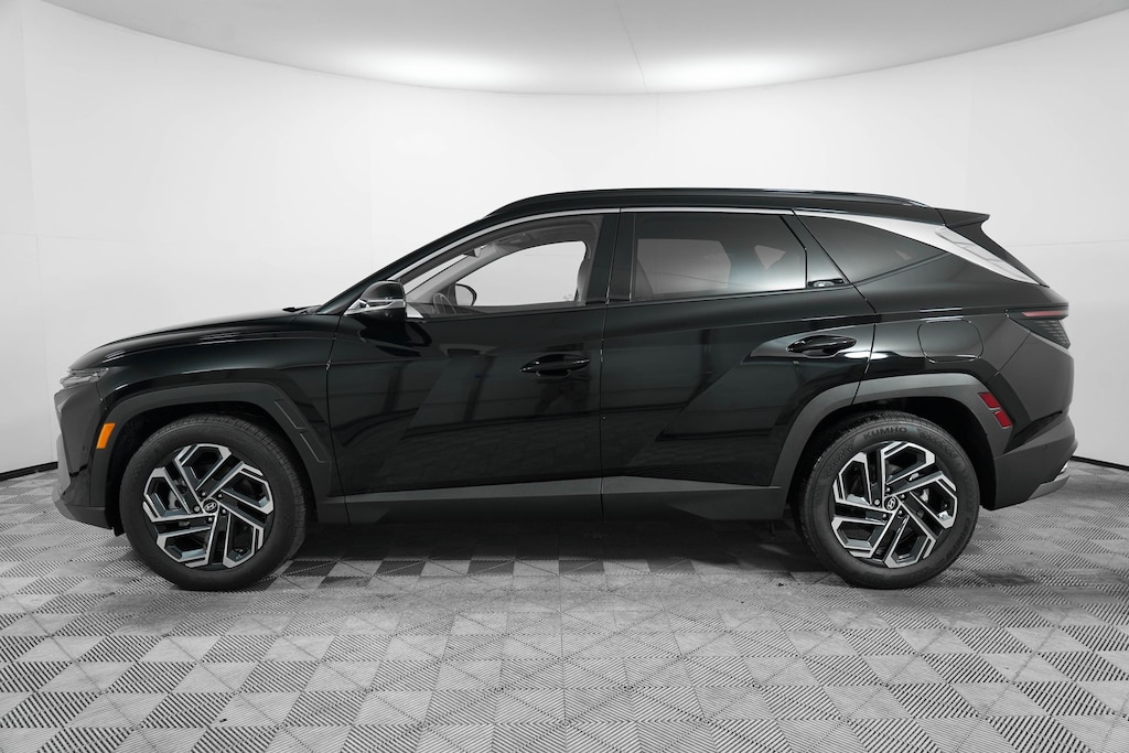 Used 2025 Hyundai Tucson Limited SUV