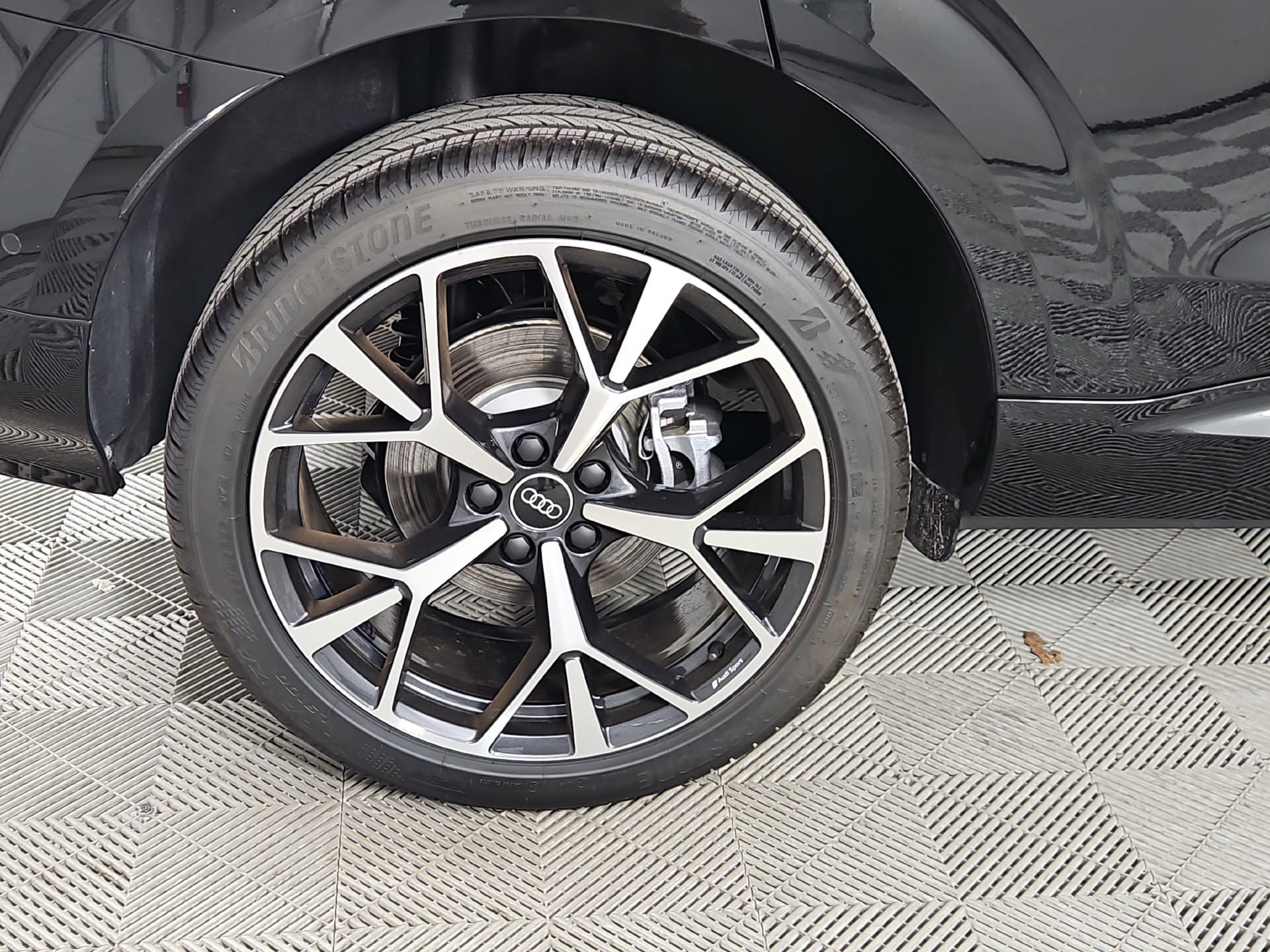 2026 Audi Q3 Base - Photo 9