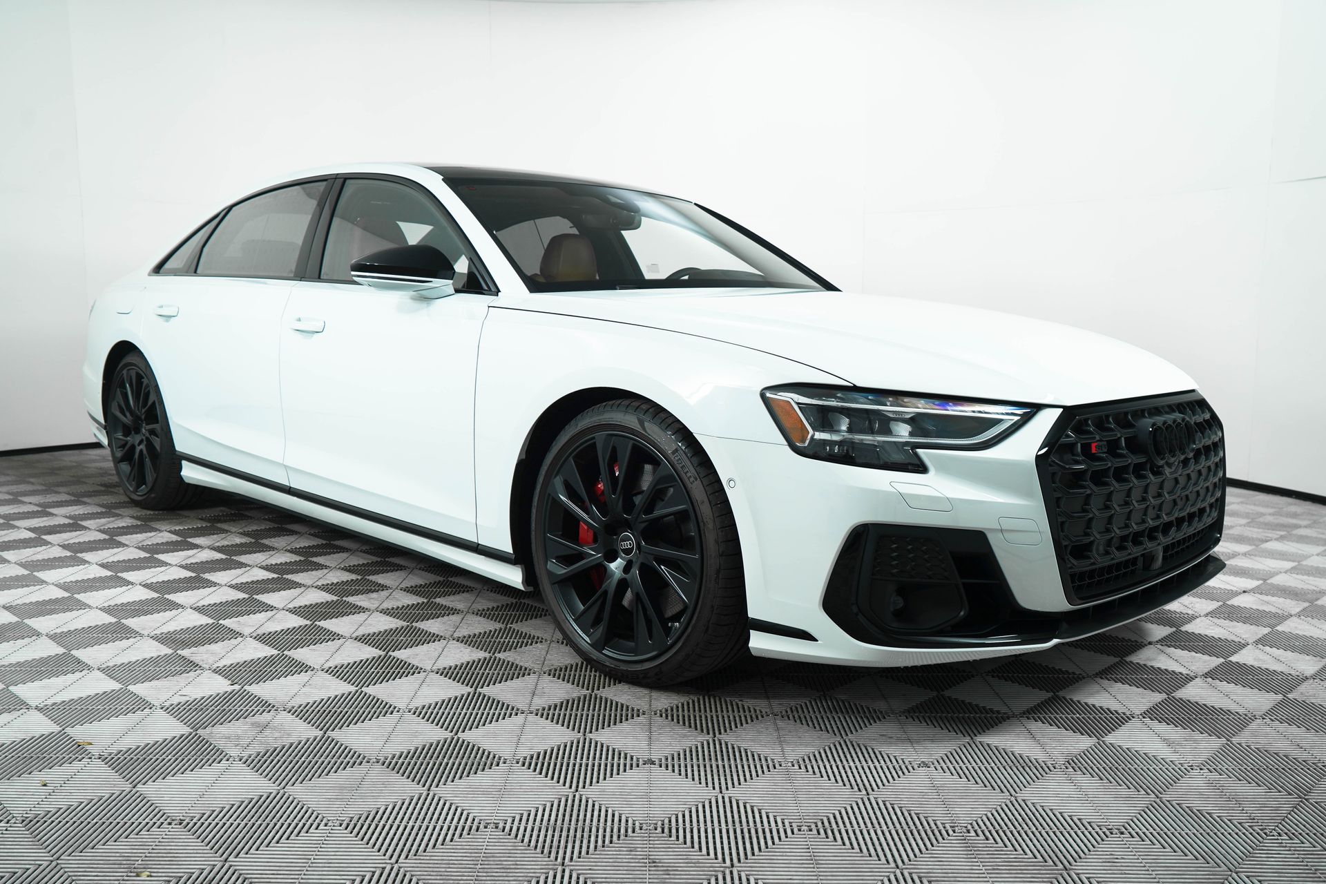 2025 Audi S8 4.0T