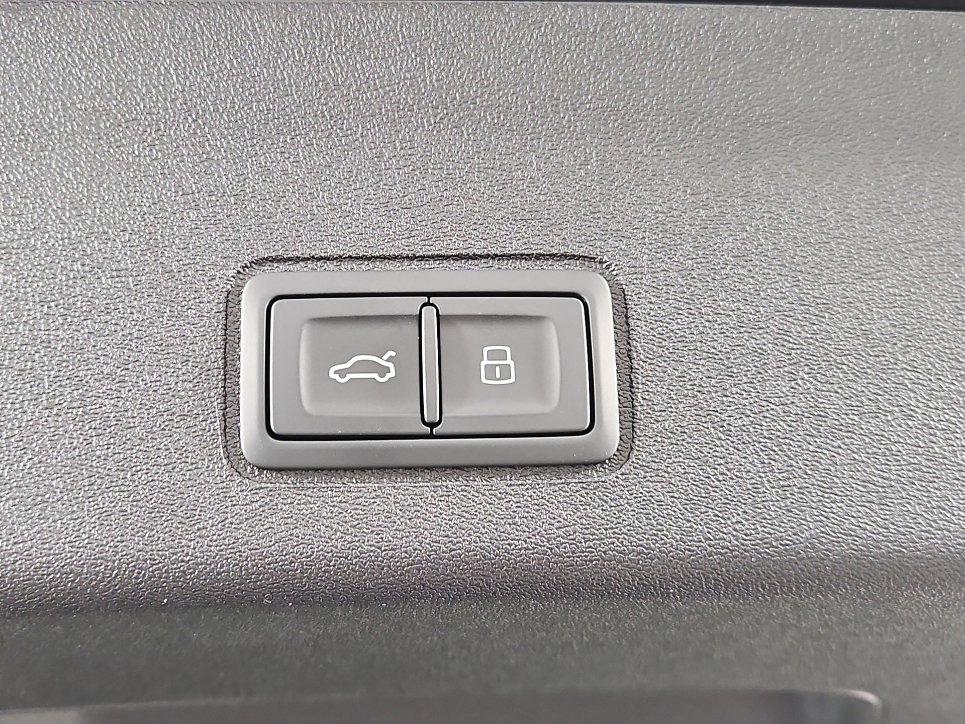 2026 Audi Q3 Base - Photo 12