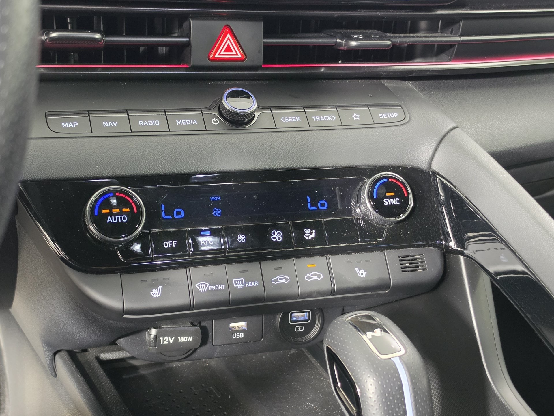 2023 Hyundai Elantra N - Photo 16