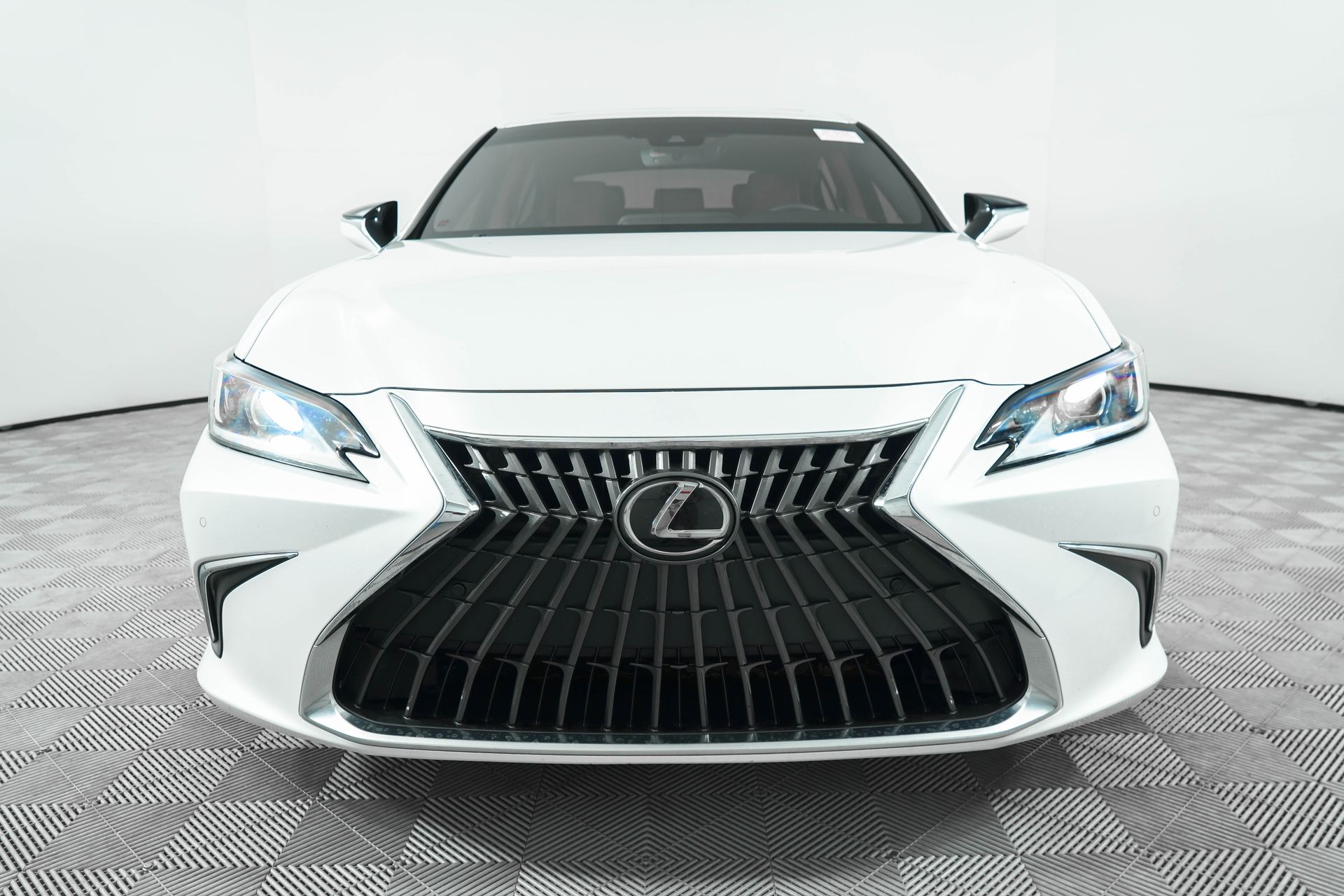 Used 2022 Lexus ES 350 with VIN 58ADZ1B10NU135339 for sale in Stuart, FL
