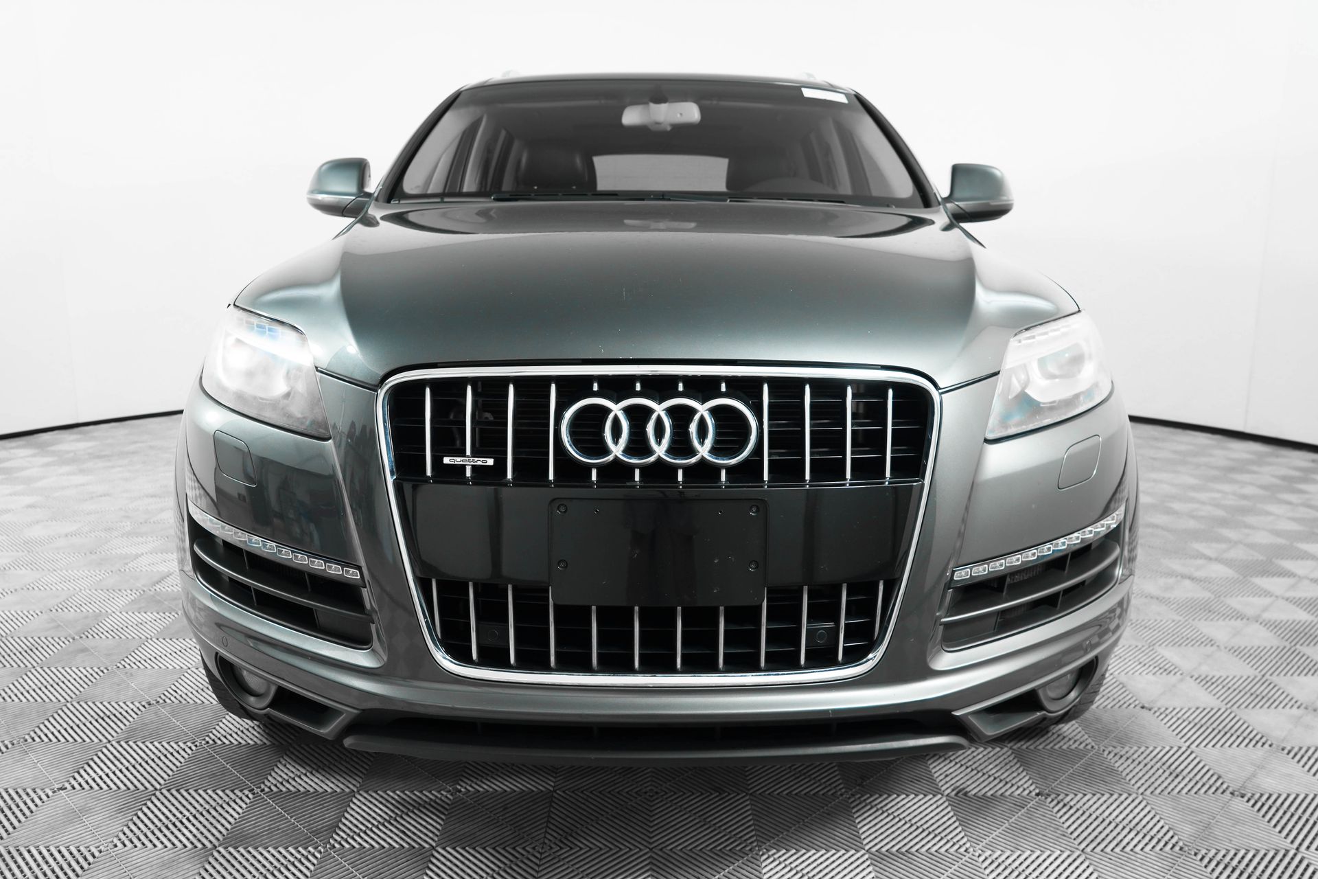 Used 2013 Audi Q7 Premium with VIN WA1LGAFE8DD013881 for sale in Stuart, FL