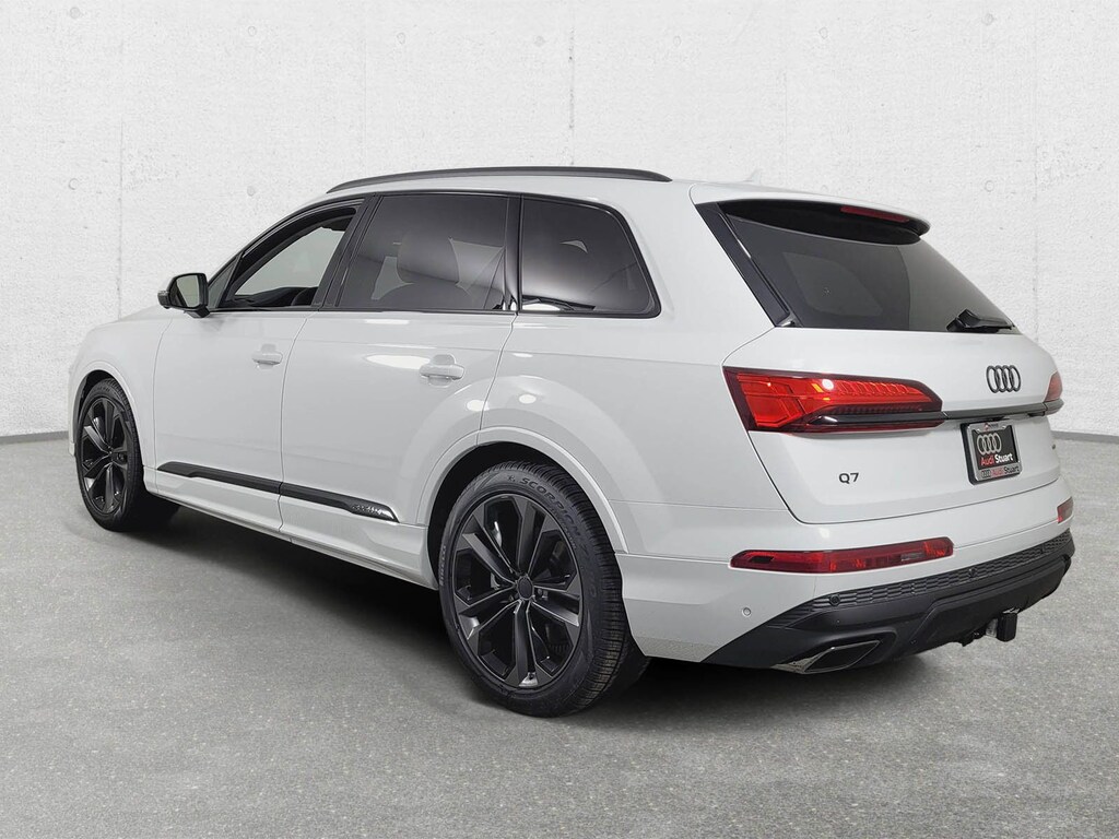 New 2026 Audi Q7 55 Premium SUV