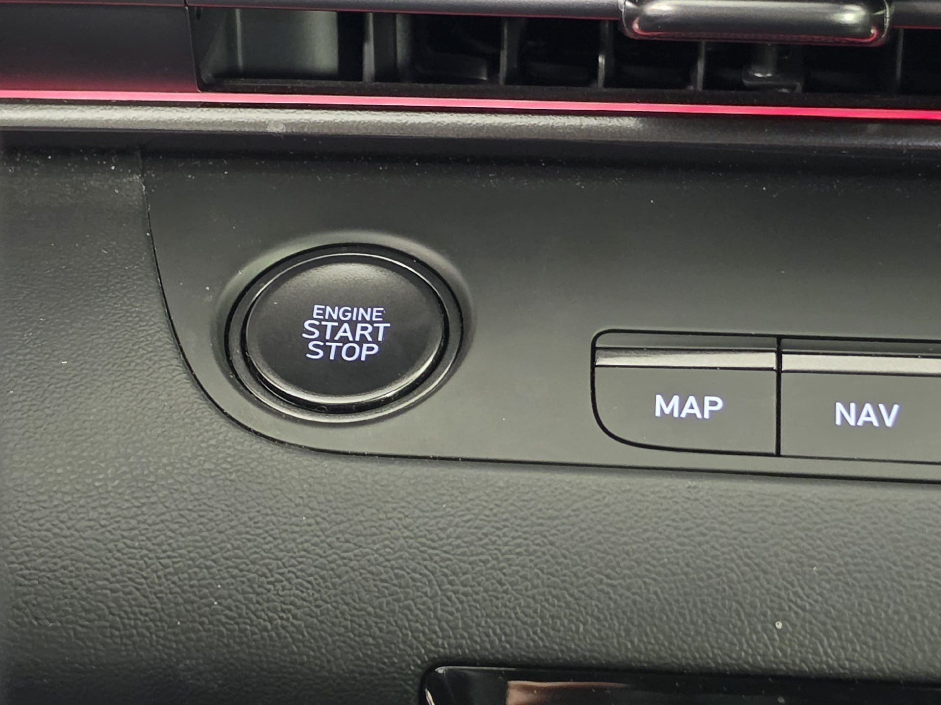 2023 Hyundai Elantra N - Photo 17
