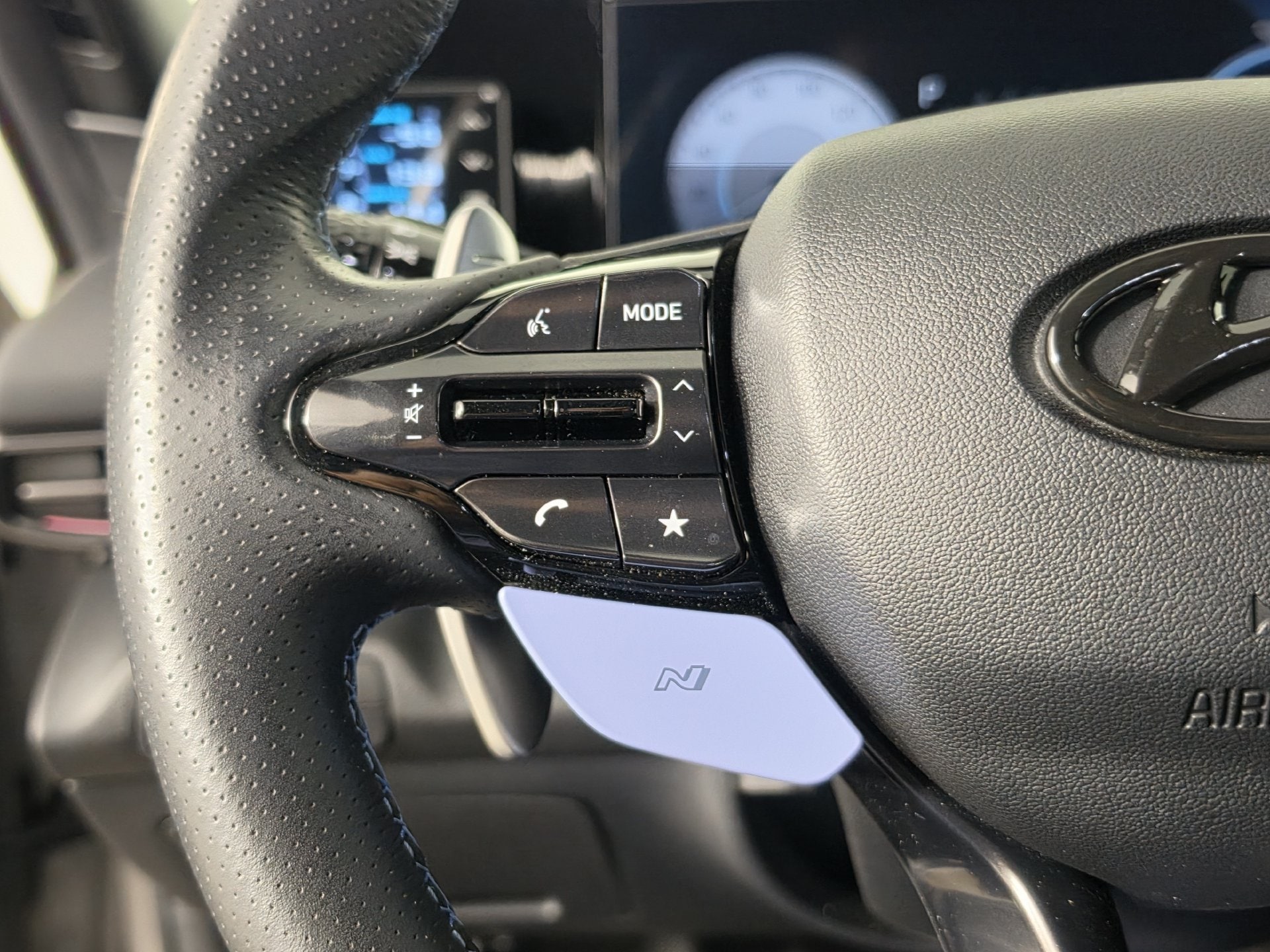 2023 Hyundai Elantra N - Photo 9