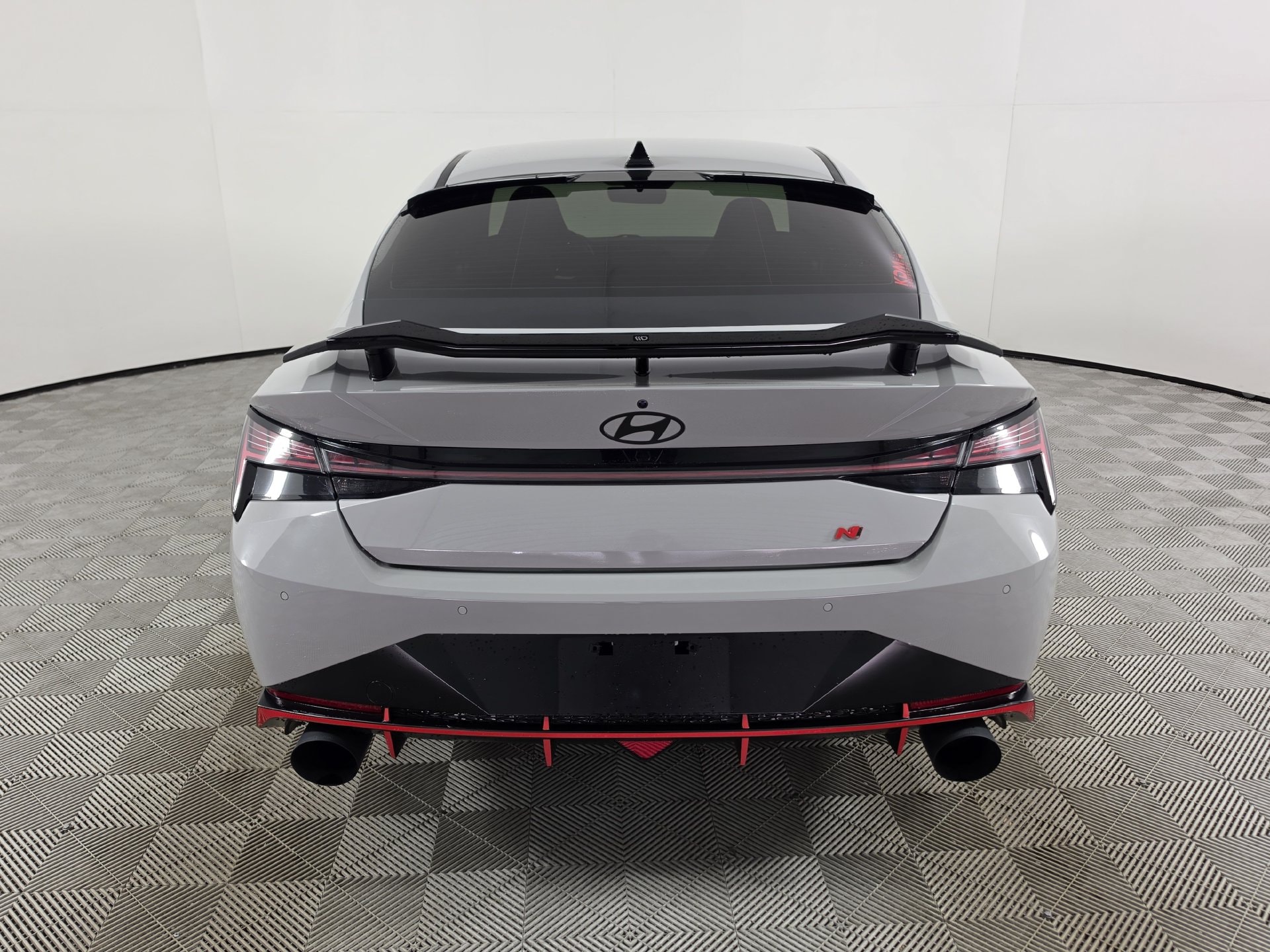 2023 Hyundai Elantra N - Photo 37