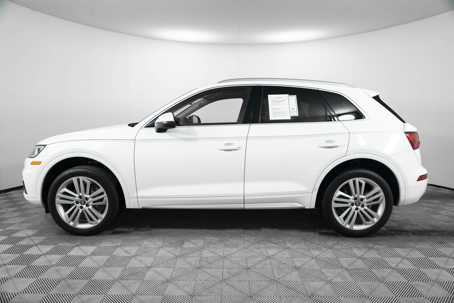 2018 Audi Q5 2.0T Prestige Premium photo 2