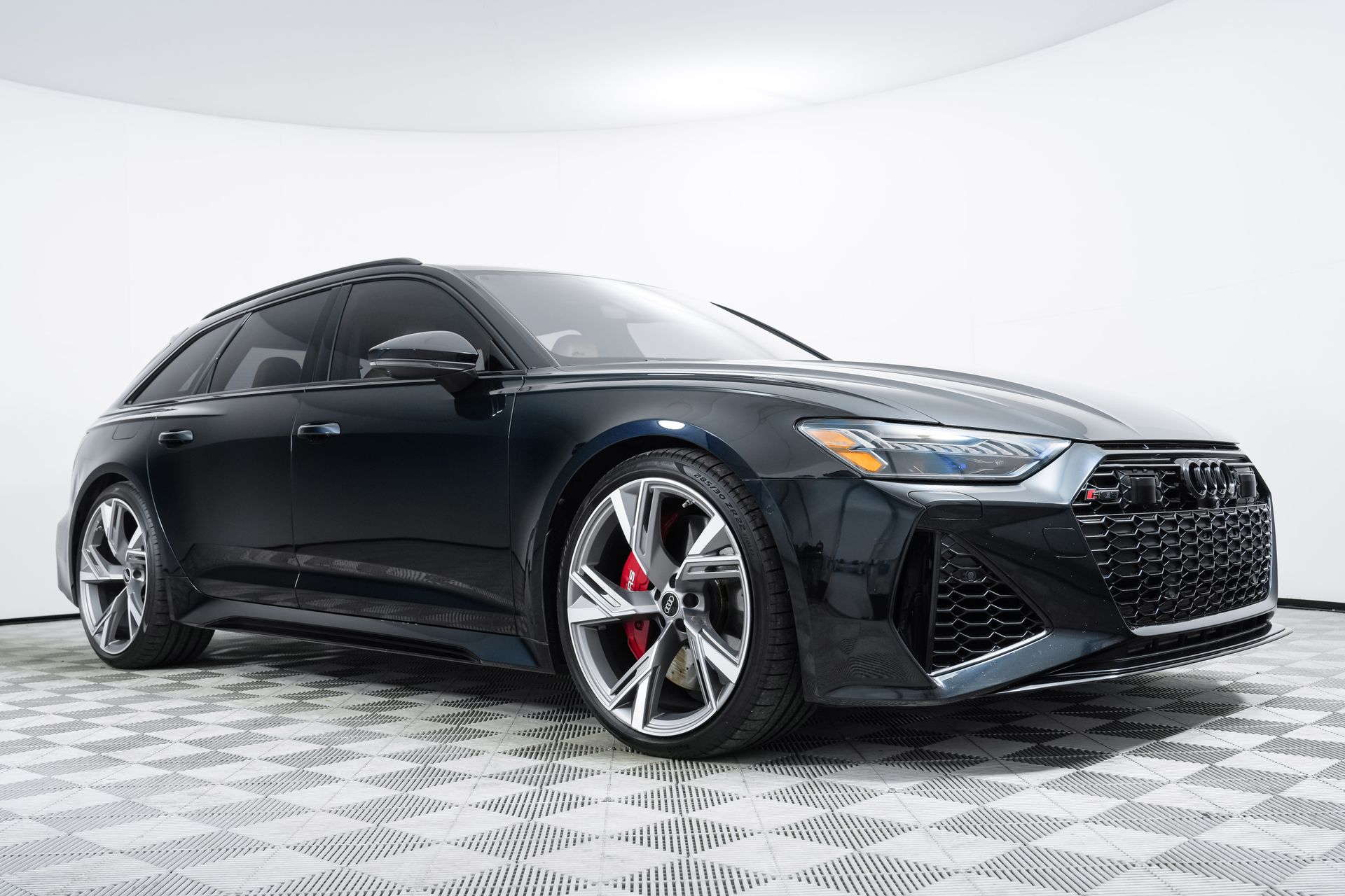 2021 Audi RS 6 Avant Base