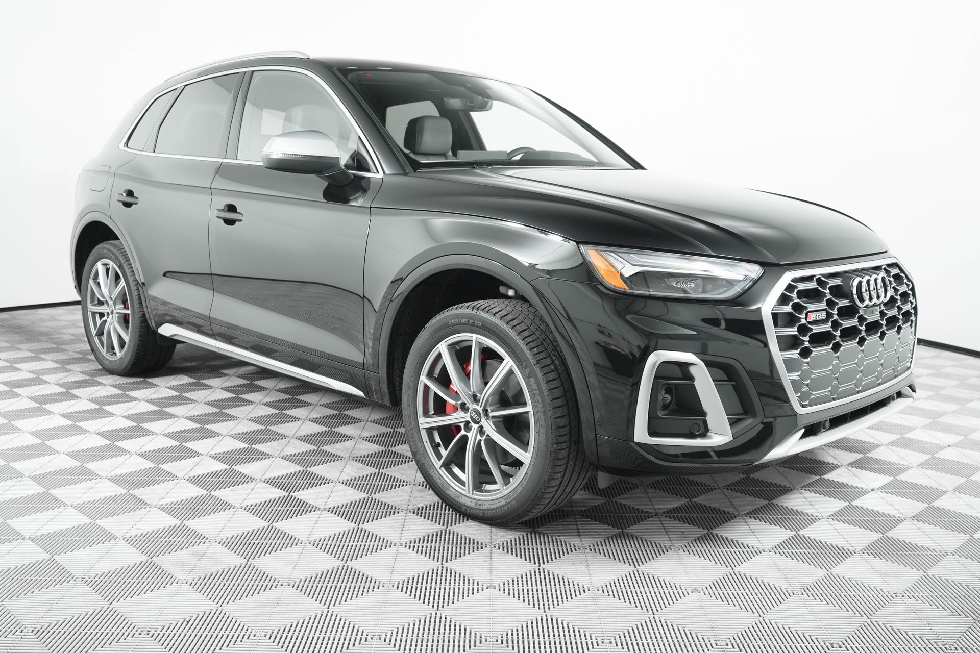 2025 Audi SQ5 3.0T Premium Plus