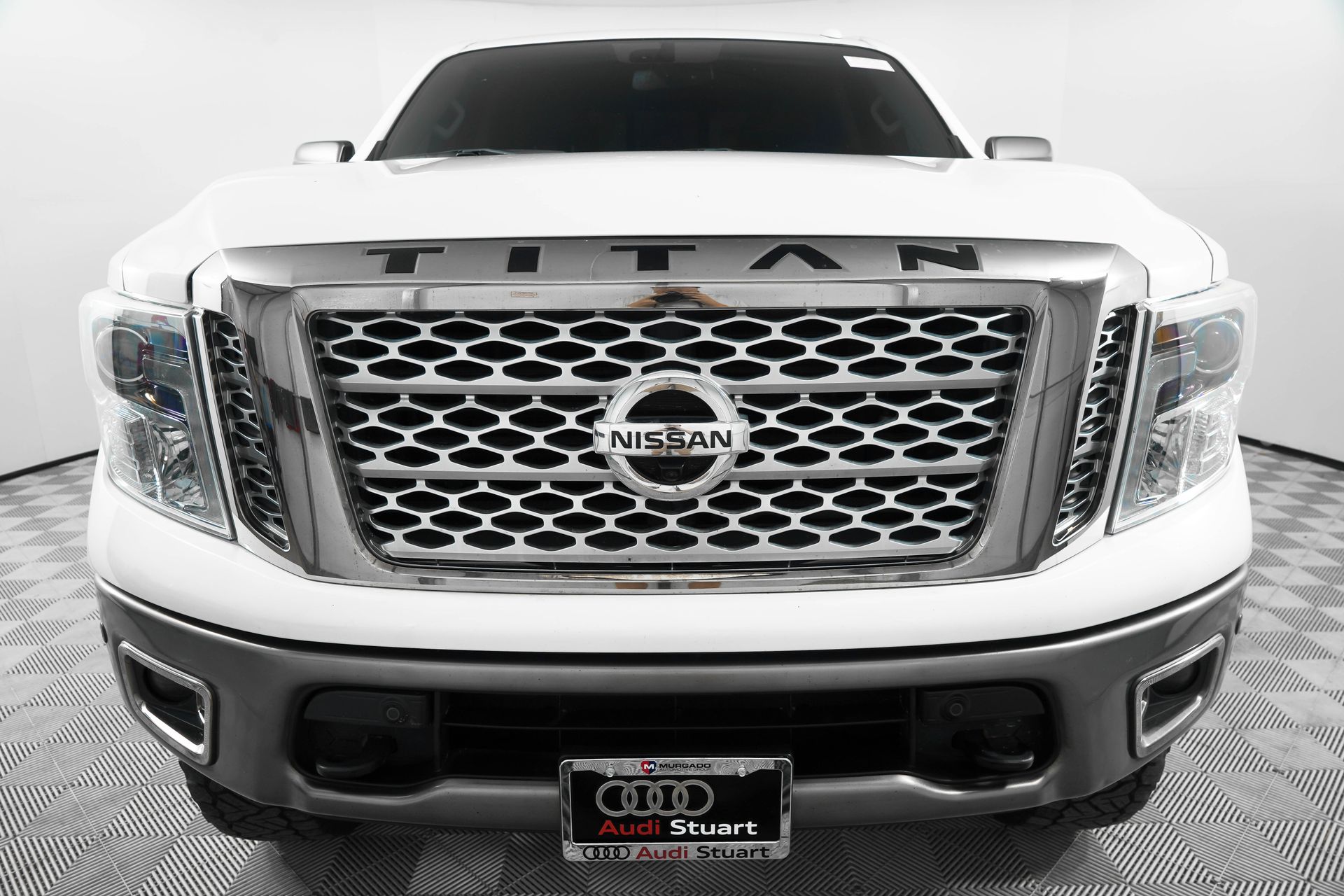 Used 2019 Nissan Titan Platinum Reserve with VIN 1N6AA1E52KN514561 for sale in Stuart, FL