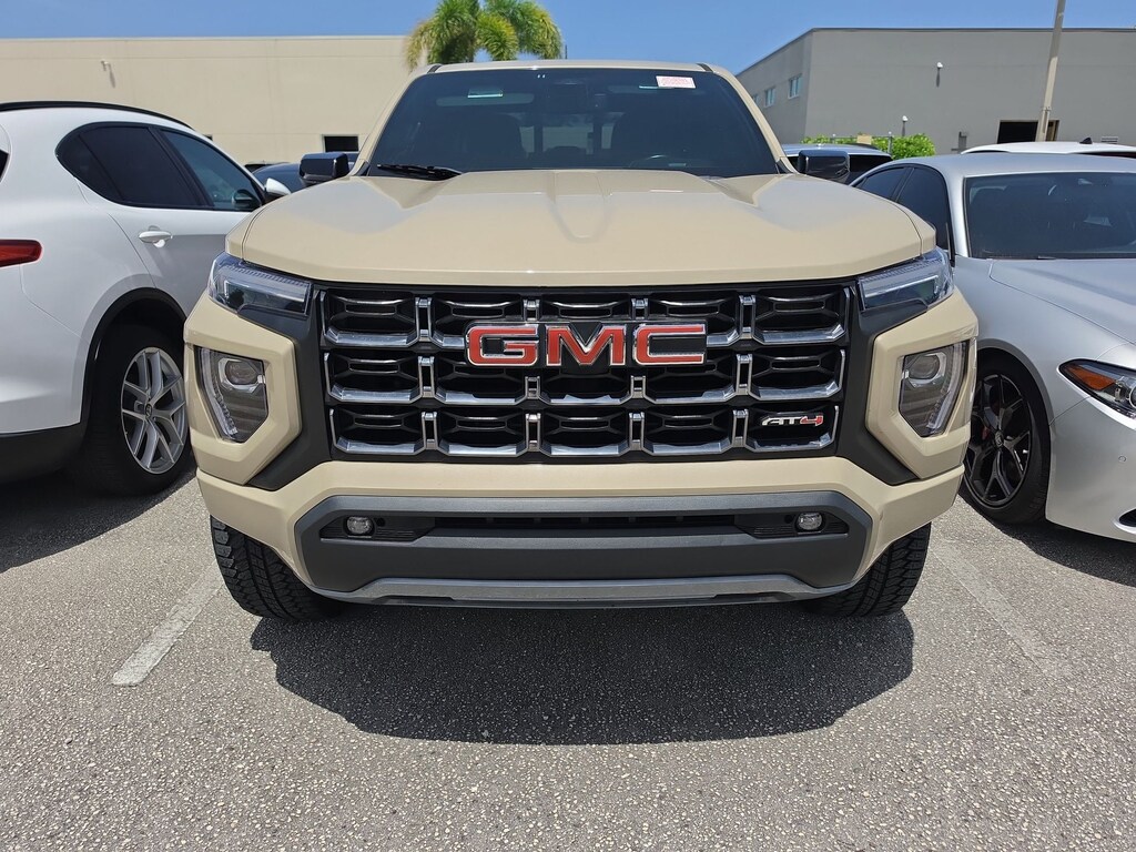 Used 2023 GMC Canyon AT4 Truck
